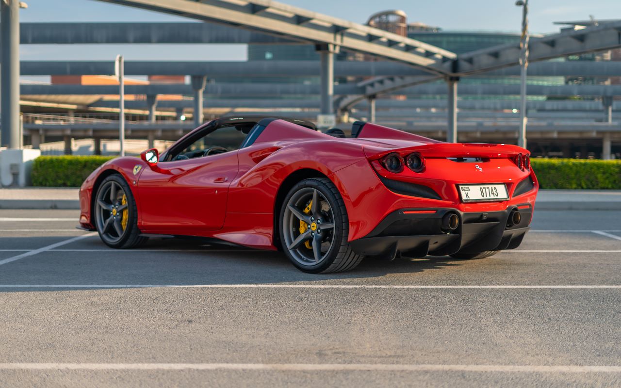 Ferrari F8 Tributo Spyder Interior