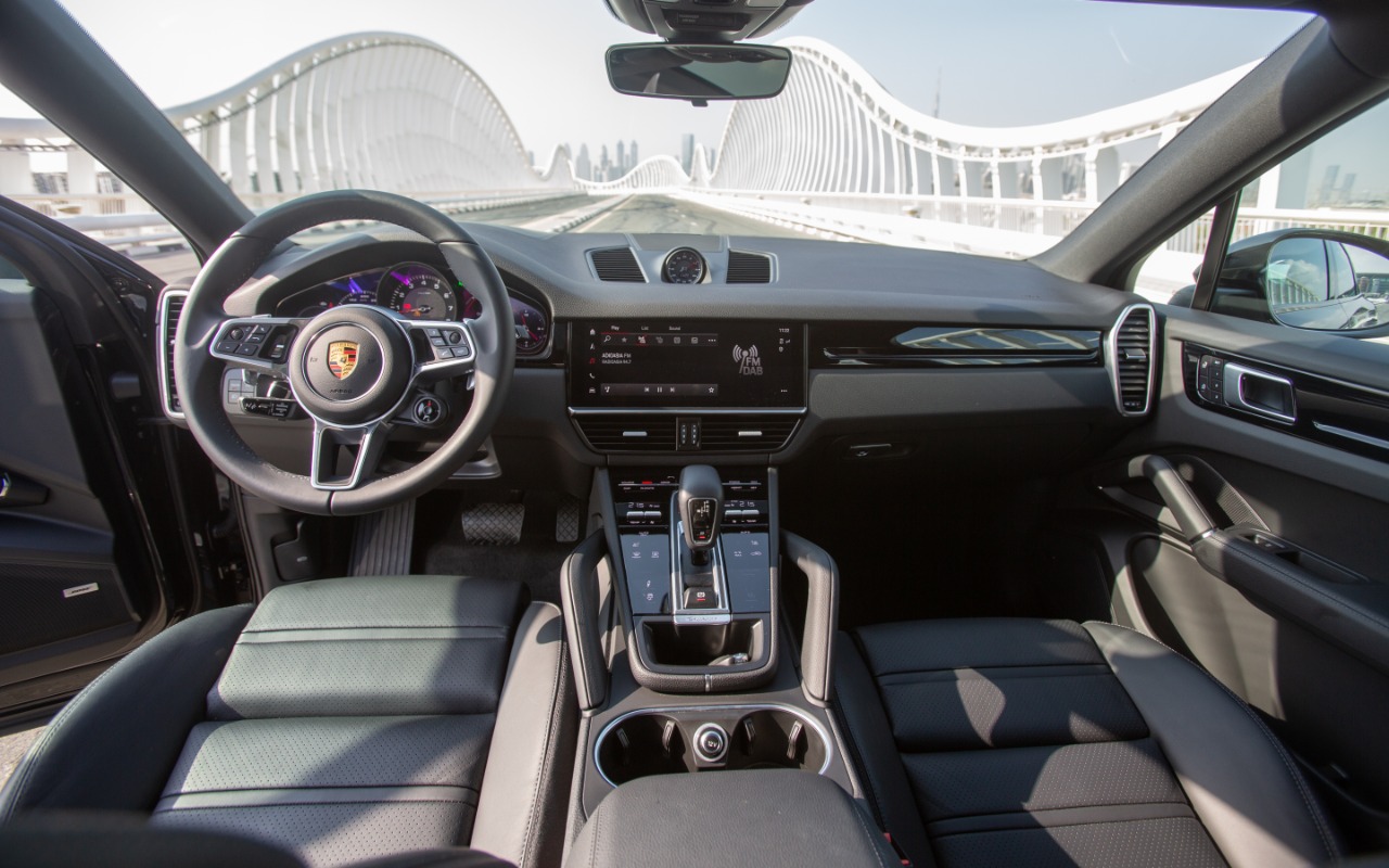 Porsche Cayenne coupe Interior