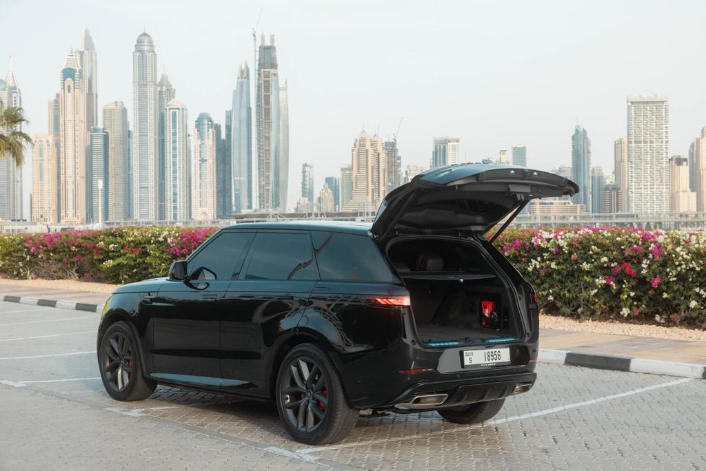 Range Rover Sports R Dynamic Interior