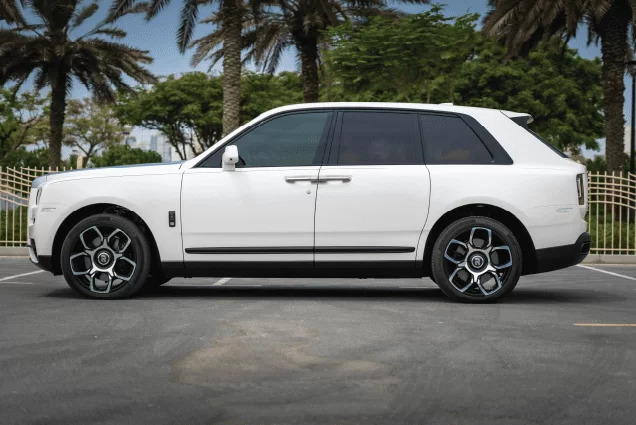 Rolls Royce Cullinan Black Badge Interior
