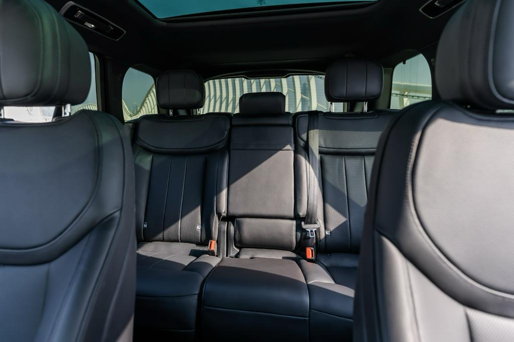 Range Rover Vogue HSE Interior