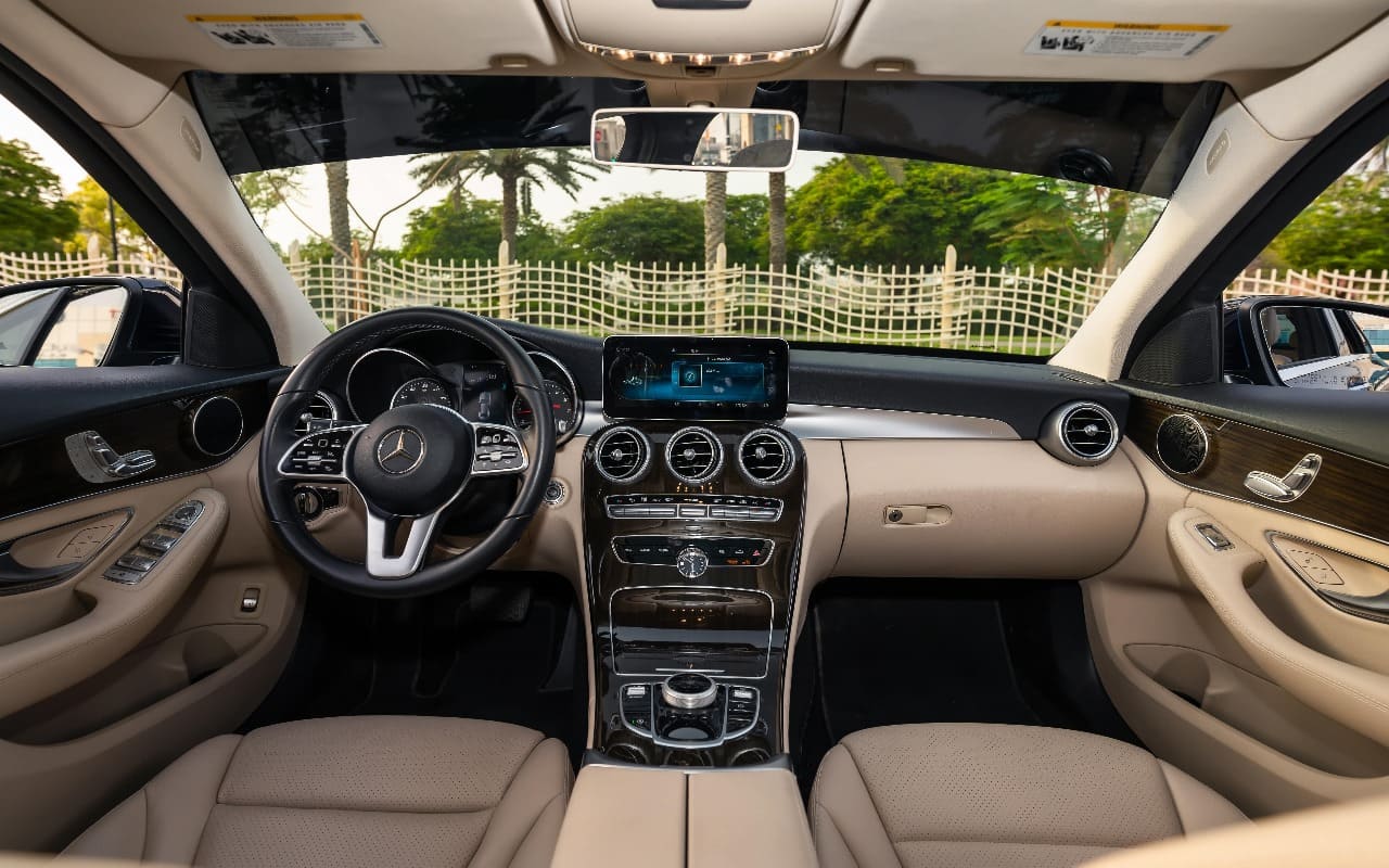 Mercedes C300 Interior
