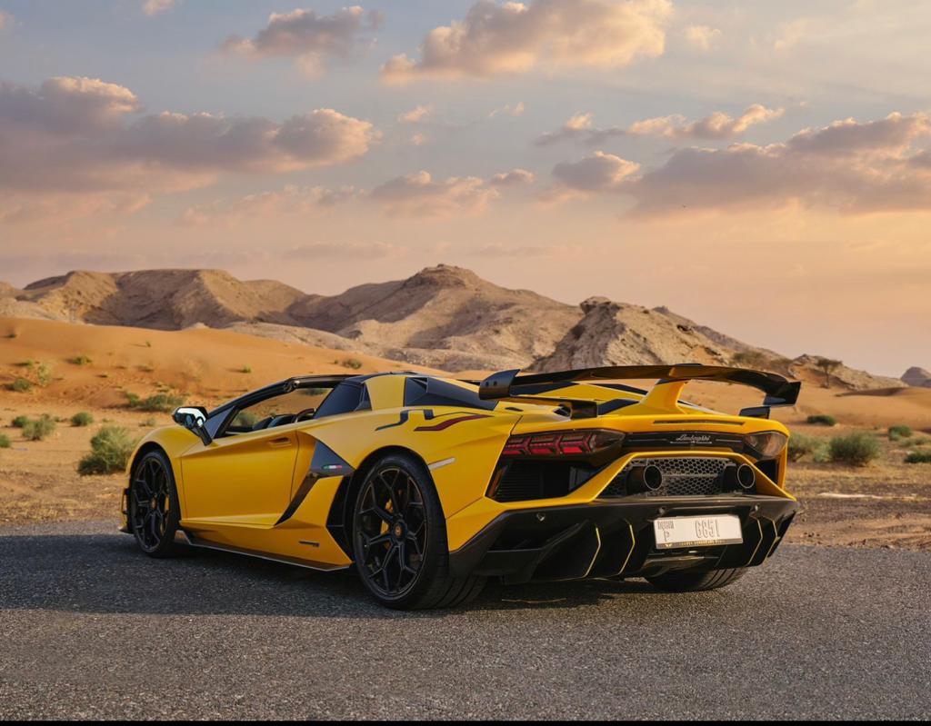 Lamborghini Aventador SVJ Roadster Interior