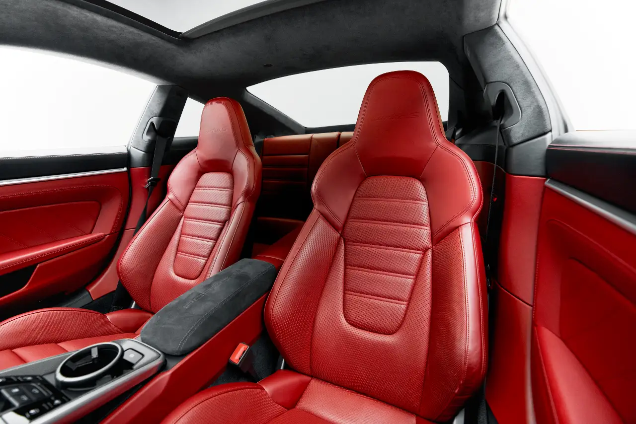 Porsche 911 Turbo S Interior